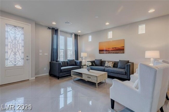 Photo - 751 Lieber Wy