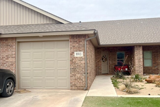 Building Photo - 5512 Lehigh St Unit Lincoln 16 - 5512 Lehigh Street