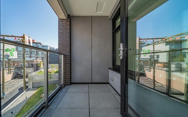 Photo - 210 E 5th Ave Unit 1