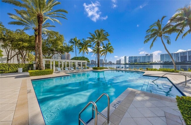 Photo - 3245 NE 184th St Unidad 13101