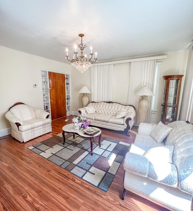 Photo - 27 Hudson St