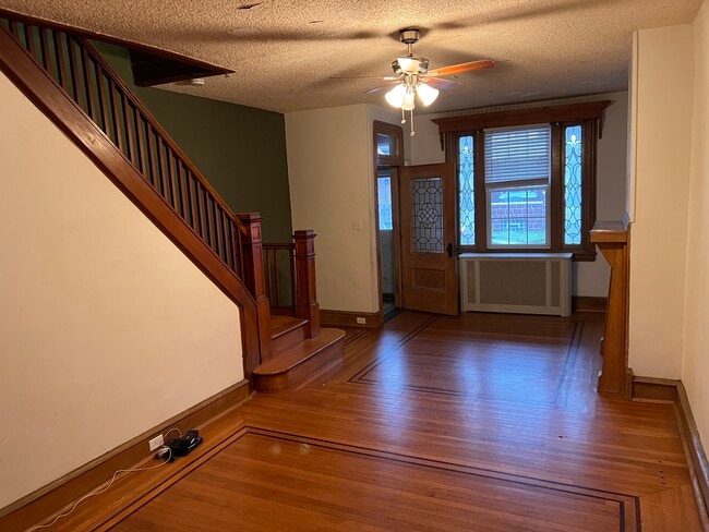 Photo - 1931 E Wensley St