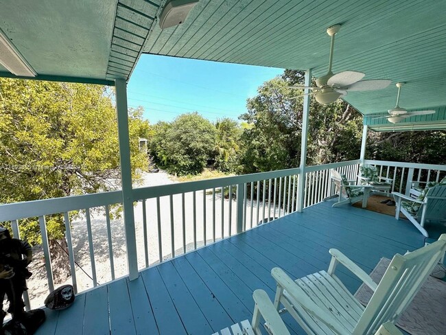 Photo - 410 Mahogany Ave
