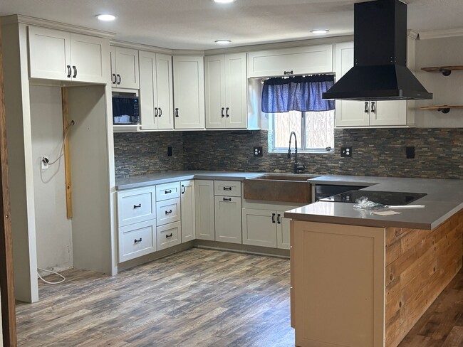 Photo - 8139 Winfield Dr