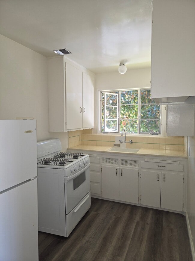 665 Cordova St Unit 3