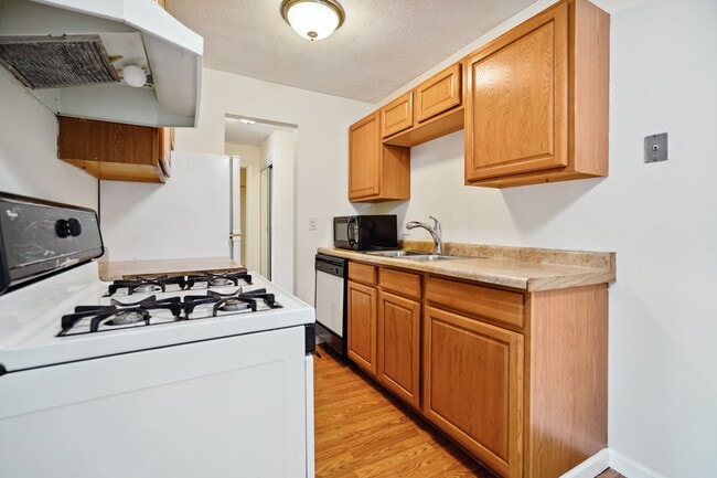 Minnehaha Manor Apartments