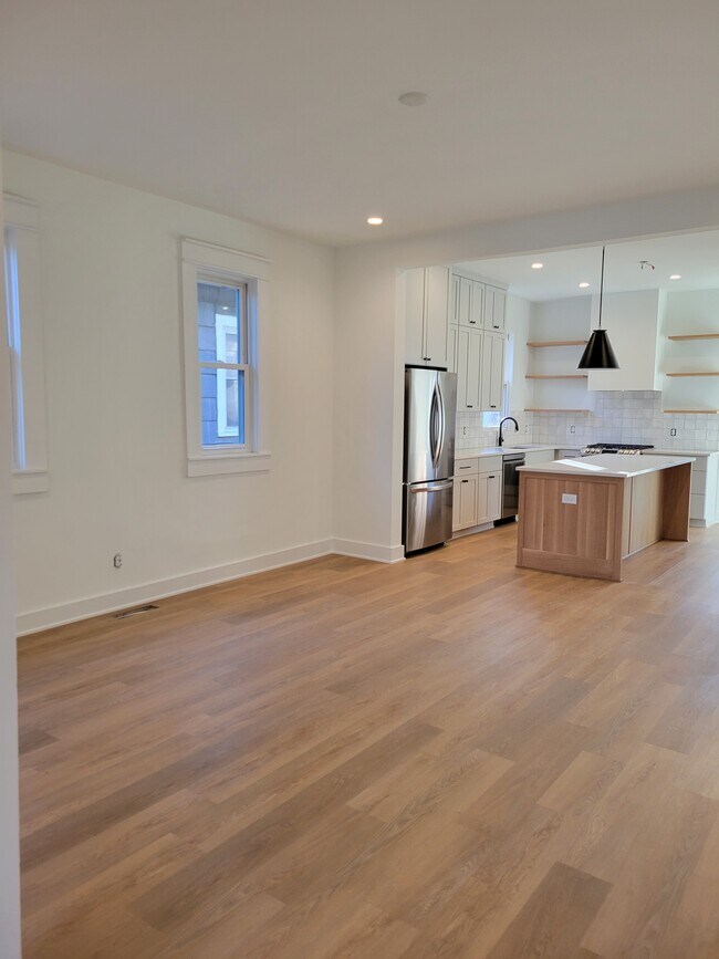 Photo - 1226 Sterling St