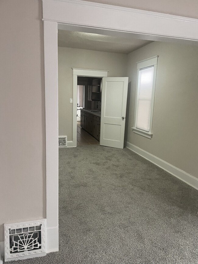 Photo - 1839 Ervay Ave