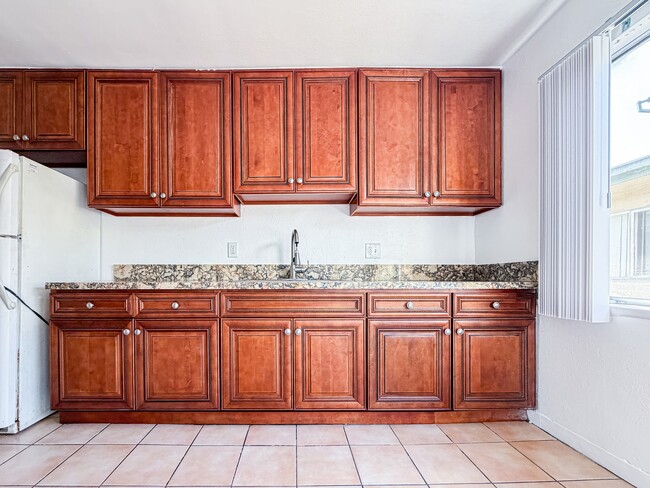 Photo - 4024 Palmwood Dr Unit 2