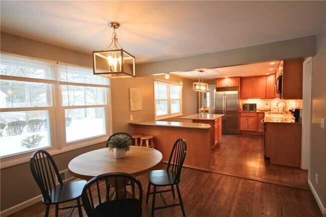 Photo - 16 Buchanan Rd