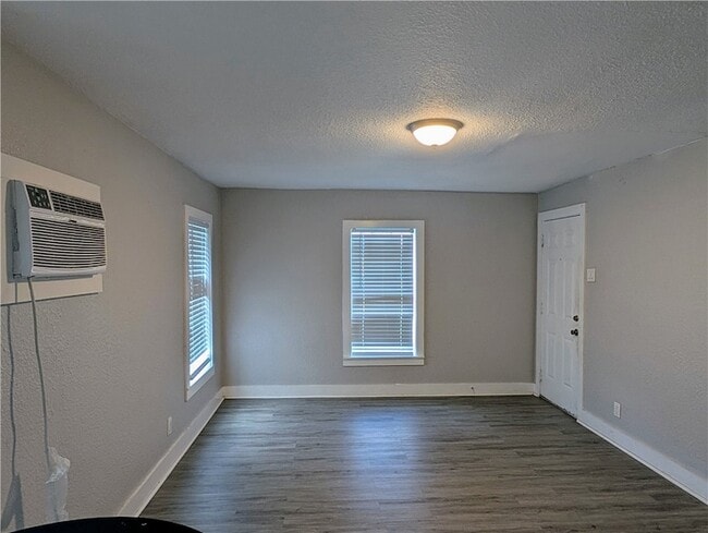 Photo - 1539 10th St Unit 2