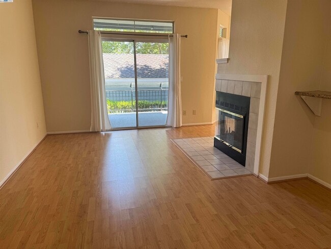 Building Photo - 7815 Canyon Meadows Cir Unit A Rental