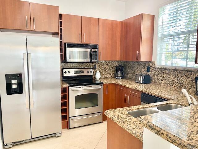 Photo - 3213 NE 5th St Unidad #102