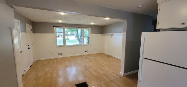 Photo - 13 Walnut St