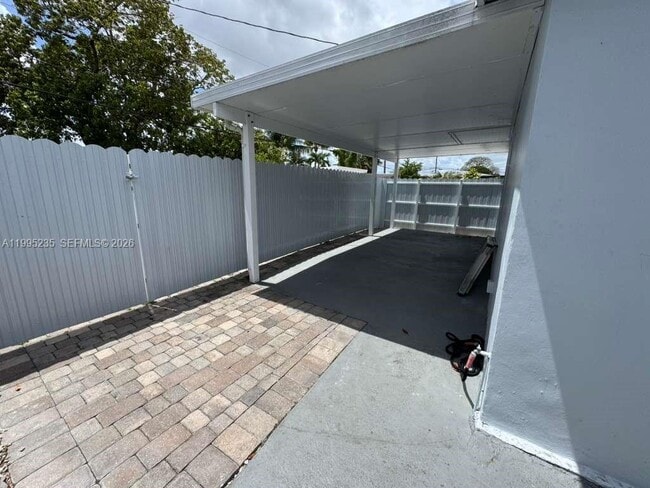 Photo - 230 E 56th St