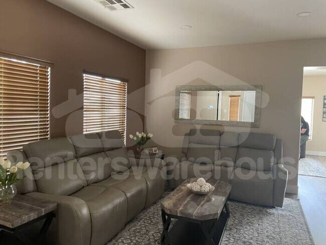 Photo - North Phoenix 4bed 2.5ba 2car POOL Oasis