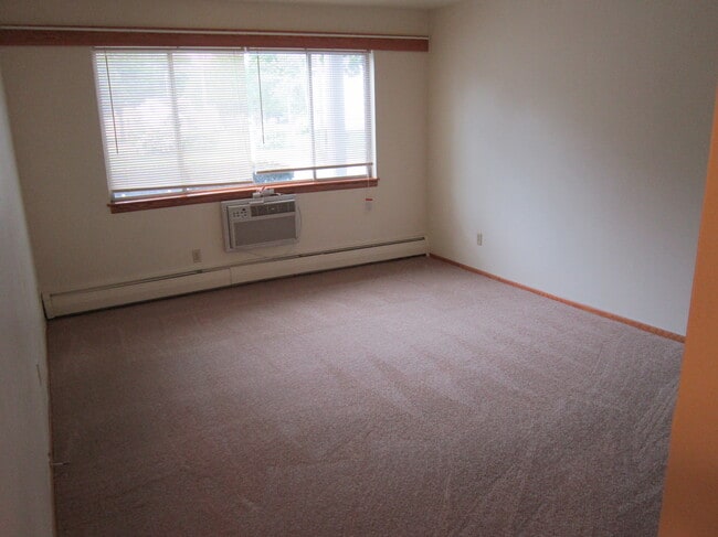 Photo - Colonial Manor Watertown