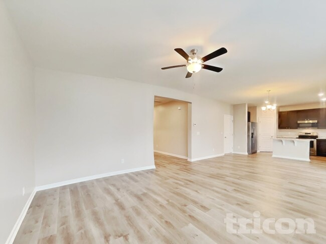 Photo - 923 Avondale Dr