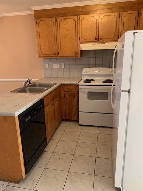 Photo - 3800 Sterling Pointe Dr