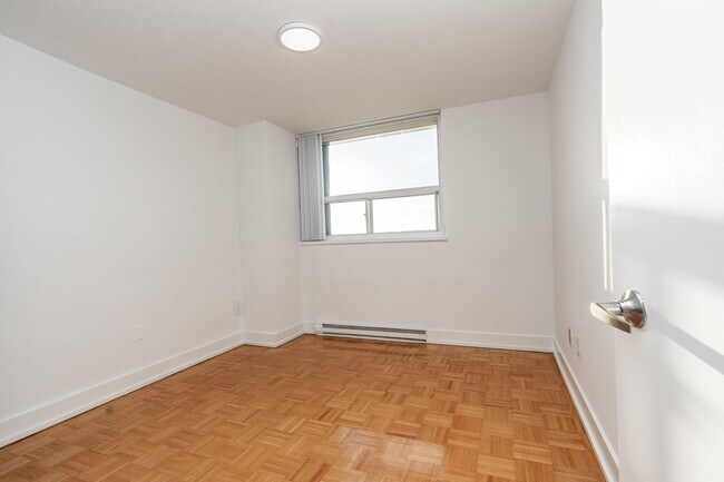 Photo - 265 Dixon Road Unit 1507