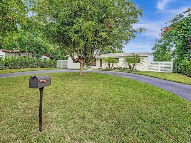 Photo - 260 NW 36th St