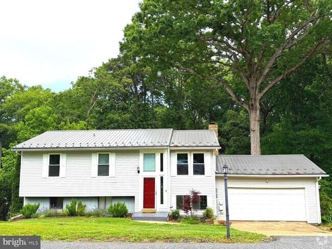 Building Photo - 45846 Nancy Ln Rental