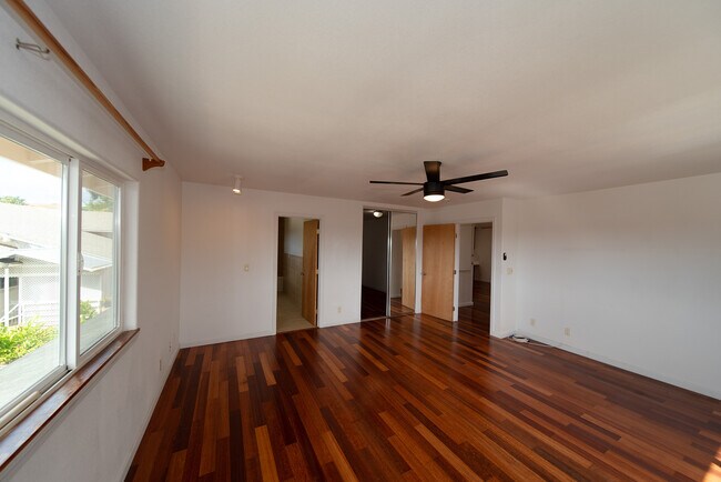 Photo - 99-060 Nalopaka Pl Casa