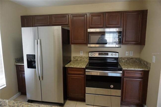 Photo - 230 Belvedere Way
