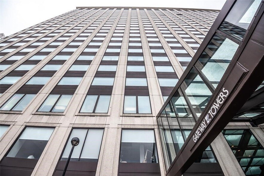 Photo - 320 Fort Duquesne Blvd