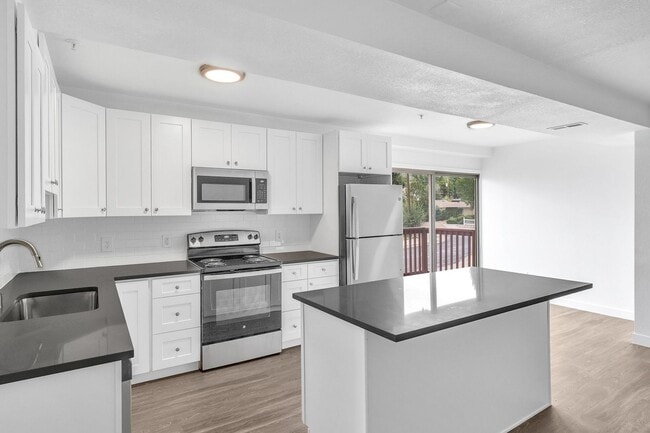Building Photo - Currently getting renovated three-bedroom ... Unit 19-306 Rental