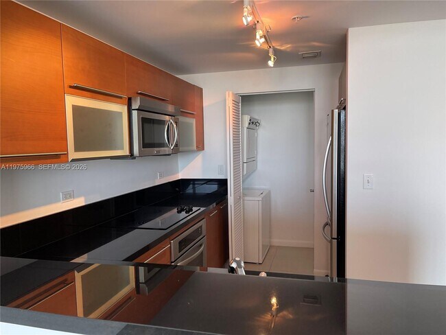 Photo - 253 NE 2nd St Unit 1707