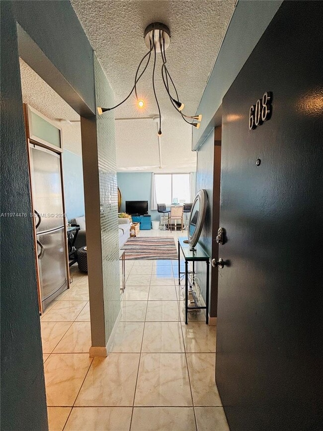 Photo - 1255 Collins Ave Unit 608