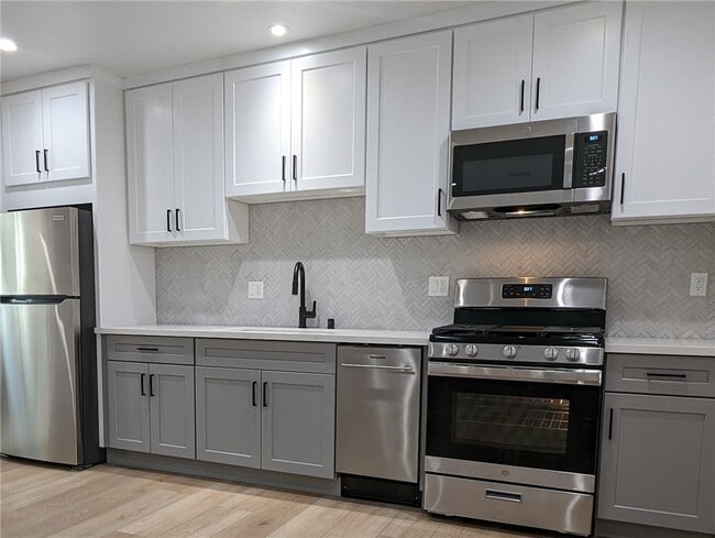 Photo - 6105 S Hobart Blvd Unit 1/2