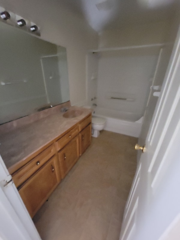 Photo - 704 Atkinson Ave