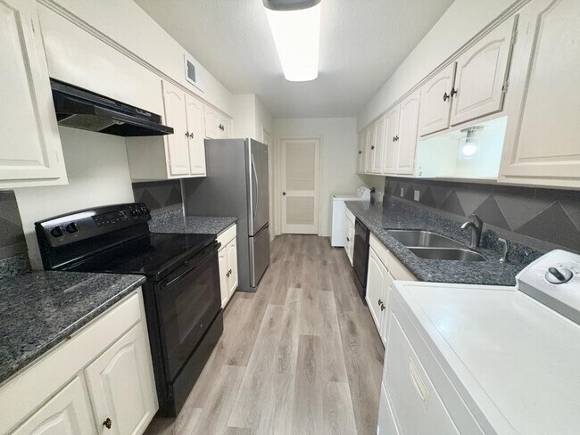 Photo - 12959 Trail Hollow Dr