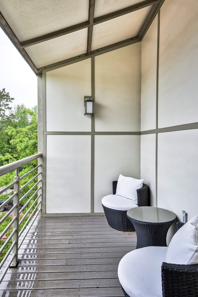 Photo - SOLO APARTMENTS