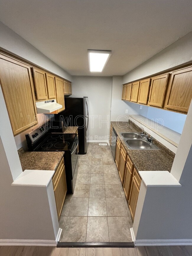 Photo - 8536 Hague Rd