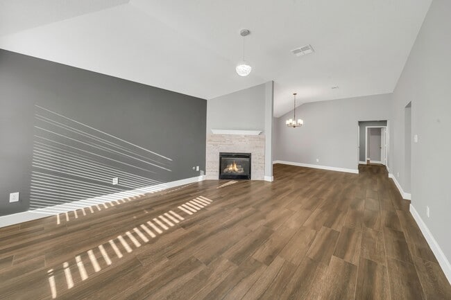 Photo - 15938 Wisteria Hill St