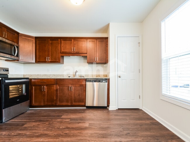 Photo - 75 Wolf Creek Ln