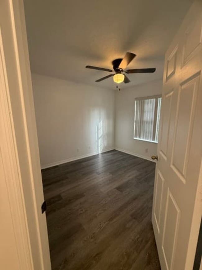 Photo - 100 Cocoplum Cir