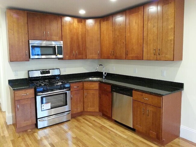 Photo - 84 Linden St Unit 1
