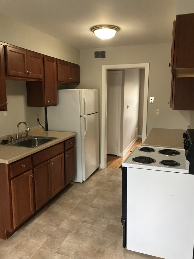 Photo - 1032 N 68th St Unit 1032 N 68th Street
