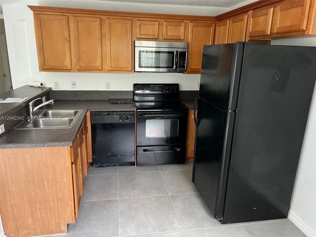 Photo - 11627 NW 23rd Ct Unit 11627