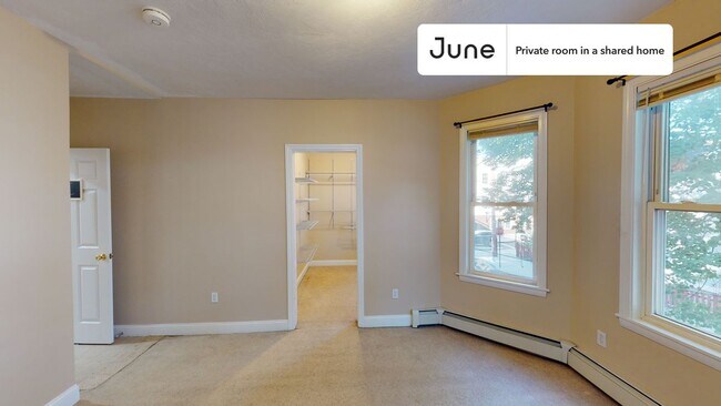 Photo - Room in Shared 3 bed/1 bath home Unidad C