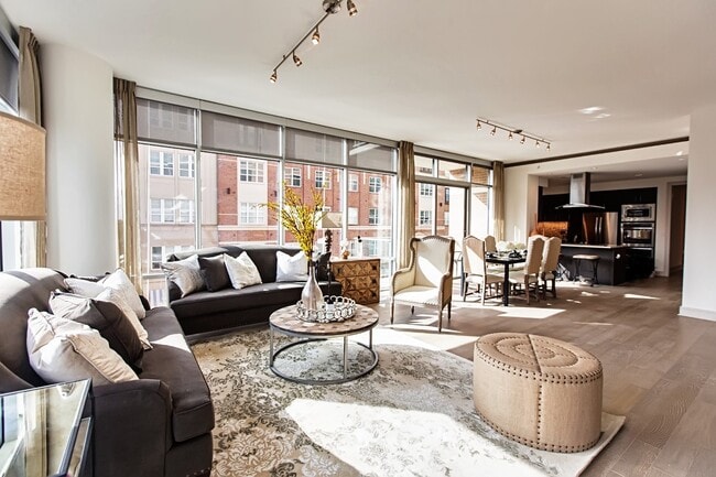 Photo - 5122 Morningside Dr Unit 701