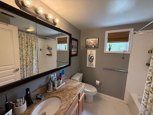 Photo - 900 N 3rd St Unit 900A