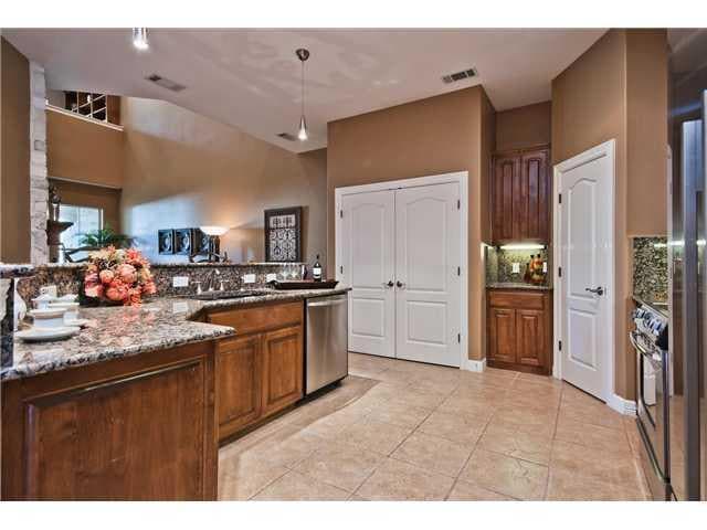 Photo - 9122 Balcones Club Dr