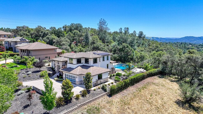 Photo - Infinity Views & Elevated Luxury in Auburn