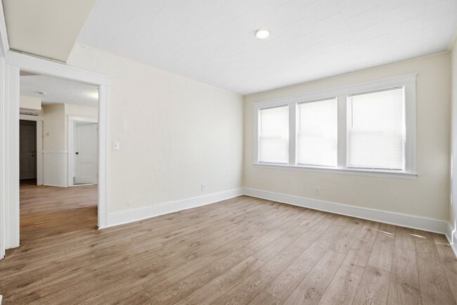 Photo - 12 Hillside St Unit 2