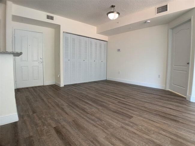 Photo - 18335 NW 68th Ave Unit 245-308